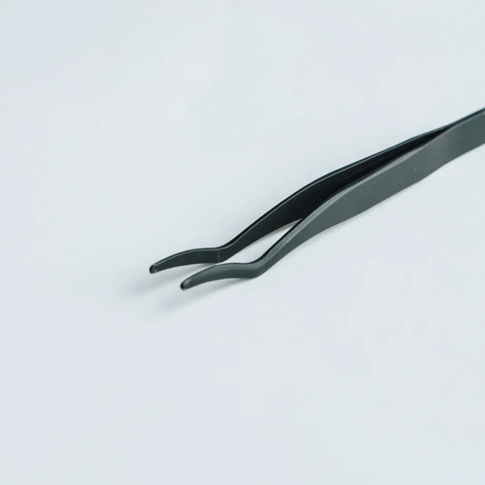 Miljøbillede af Lash Tweezer fra G Beauty Lashes