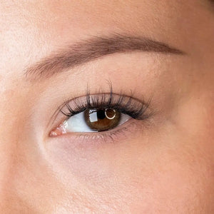 Modelbillede af G Beauty Lashes - Press & Go Underlashes | Crush