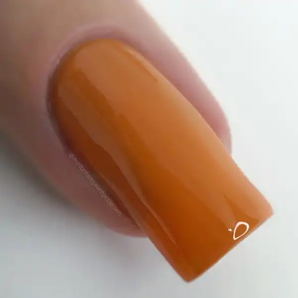 CND Vinylux - Silky Sienna 15 ml
