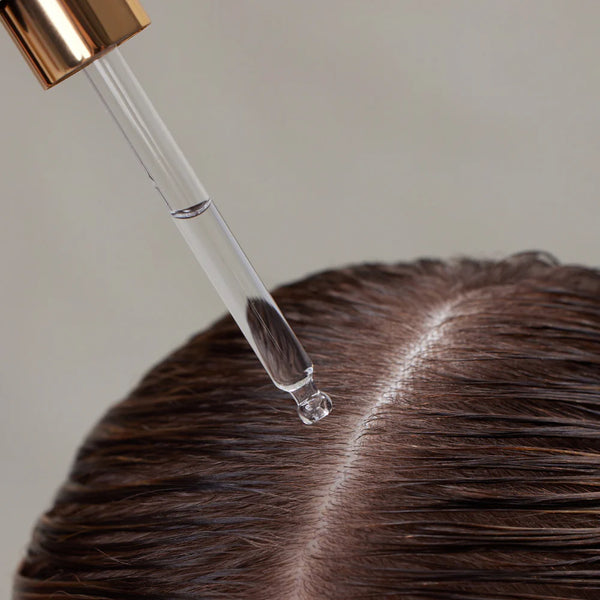Miljøbillede Innersense Hair Renew Daily Active Serum