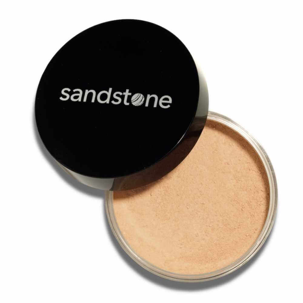 Sandstone Velvet Skin Mineral Powder i farven 02 Ivory