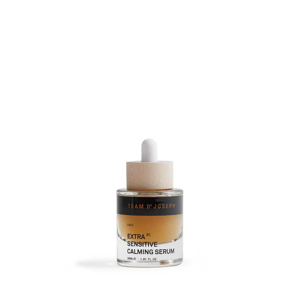 Extra Sensitive Calming Serum fra Team Dr. Joseph – Beroligende pleje til selv den mest sensitive hud. Indeholder 30 ml.